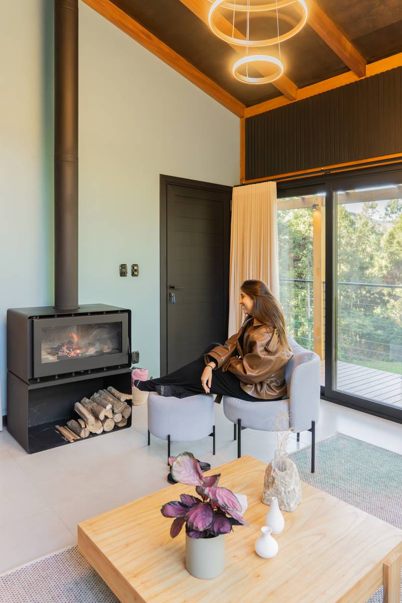 Cabana Azul: a sala e o calefator